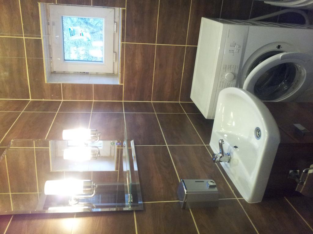 גדנסק Cozy Apartment With Garden מראה חיצוני תמונה