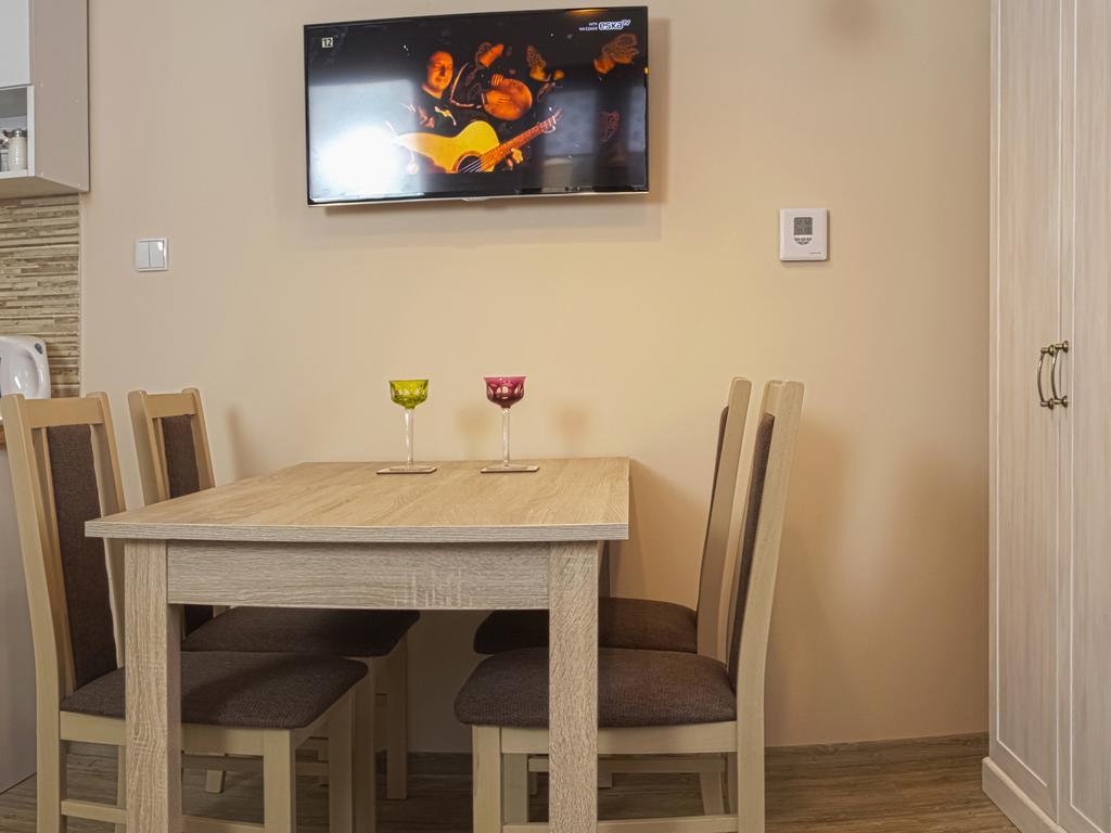 גדנסק Cozy Apartment With Garden מראה חיצוני תמונה
